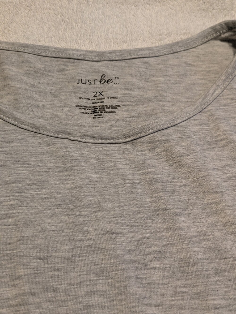 just be Heather Gray Short-Sleeve Scoop Neck Tee